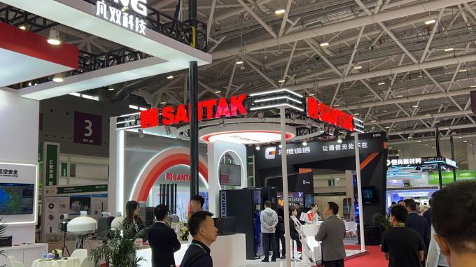 Vertiv Liebert EXS PRO 40KVA 40KW 380V Τρεις φάσεις UPS Online Πύργος UPS για δικτύωση κέντρων δεδομένων 13